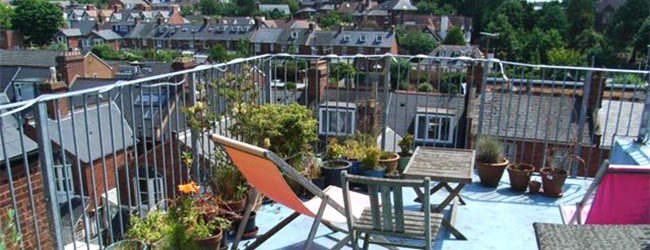 LISA-Study-Abroad-English-Exeter-accommodation-roof-terrace-summer-view
