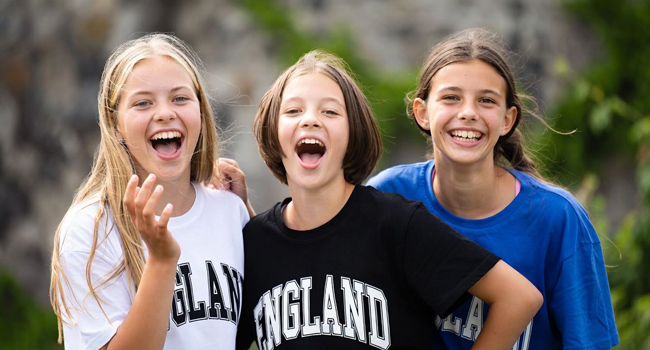  Schoolgirls in Jersey during a LISA! language study holiday laughing together and feeling safe and well supported