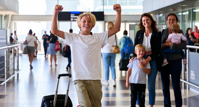 Arrival for a student language study holiday in Malta with LISA! – student at the airport Student arriving at the airport excited for a LISA! language study holiday for students in Malta