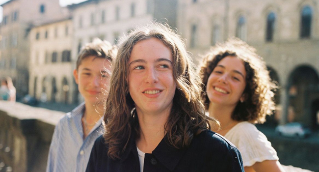 Happy students looking forward to their LISA! Italian language course for young learners in Florence, Italy