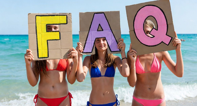 FAQ about Italian language study holidays in Lignano with LISA! – answers about courses, accommodation and leisure activities Teenagers on the beach in Lignano during a LISA! language study holiday presenting frequently asked questions about learning Italian in Italy