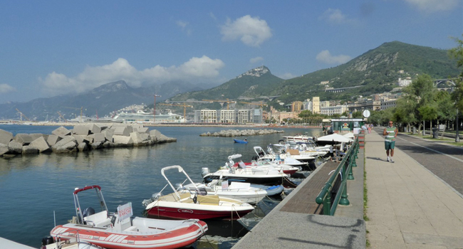 Seafront promenade in Salerno during a LISA! Italian language course for young learners in Italy