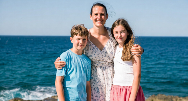 Family-friendly LISA! Italian language course for young learners in Trieste Mother and two children by the sea during a LISA! Italian language course for young learners in Trieste, Italy