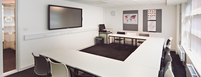 LISA-Sprachreisen-Erwachsene-Englisch-England-Brighton-Campus-Sprachschule-Unterricht-Klassenraum-Kurs LISA-Sprachreisen-Erwachsene-Englisch-England-Brighton-Campus-Sprachschule-Unterricht-Klassenraum-Kurs