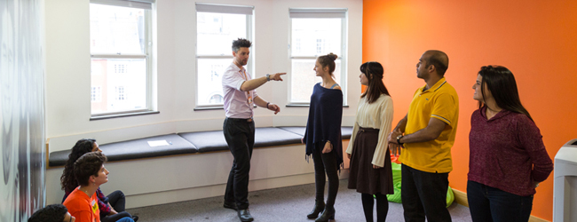 LISA-Sprachreisen-Erwachsene-Englisch-England-Brighton-Sprachschule-Sprachunterricht-Frei-Locker LISA-Sprachreisen-Erwachsene-Englisch-England-Brighton-Sprachschule-Sprachunterricht-Frei-Locker